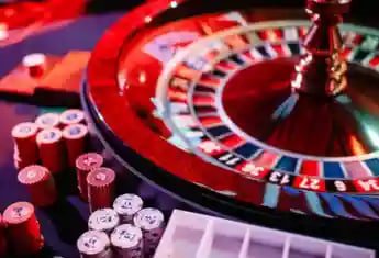 Account dashboard tutorial showing Macau Pools entry history and payment methods